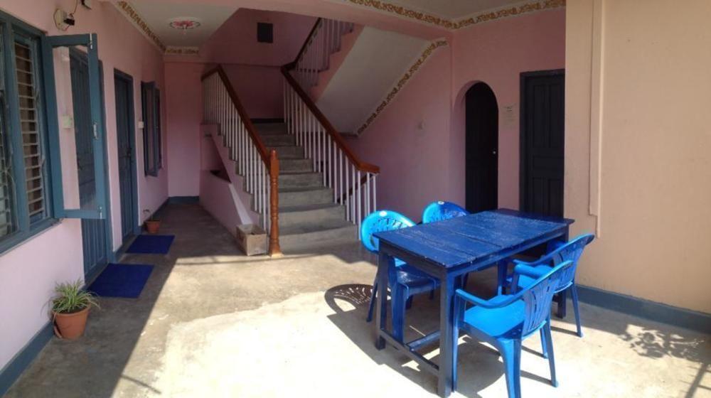 Hotel Lake House Pokhara Exterior foto
